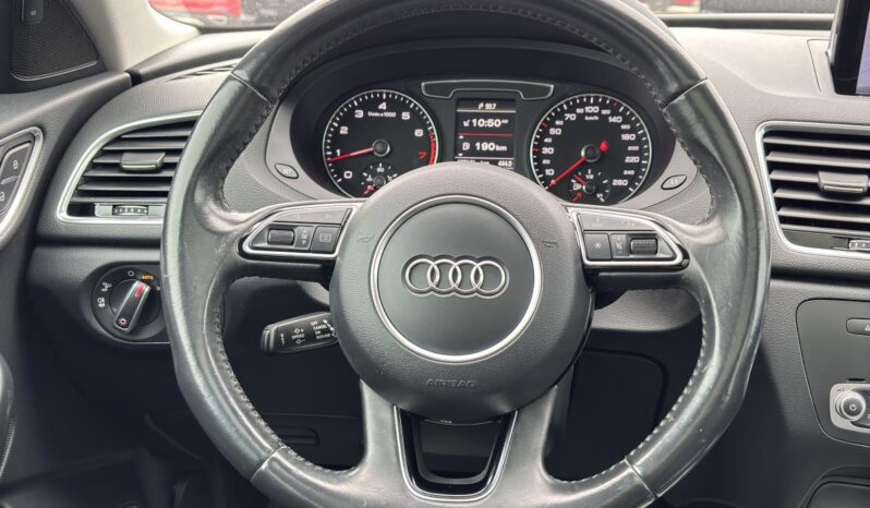 
								2017 Audi Q3 2.0T Technik quattro 4 portes full									