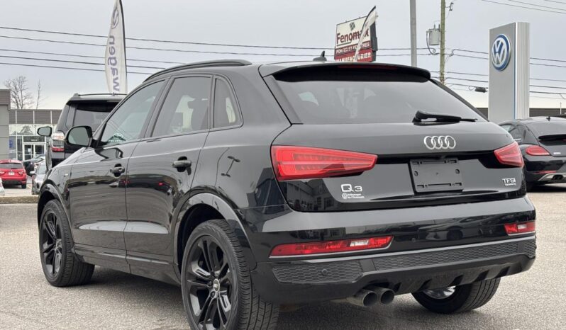 
								2017 Audi Q3 2.0T Technik quattro 4 portes full									