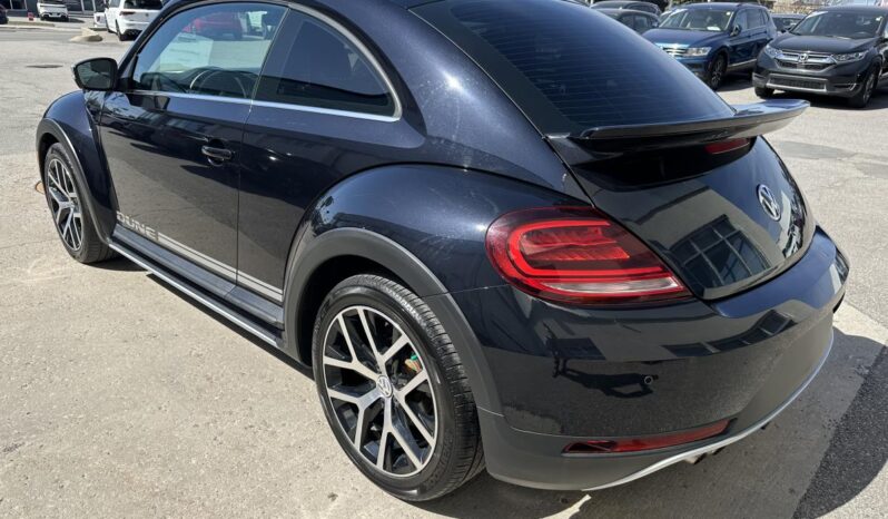 
								2019 Volkswagen Beetle Dune Coupe 2.0t 6sp full									