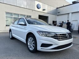 
										2020 Volkswagen Jetta Highline avec boîte automatique full									