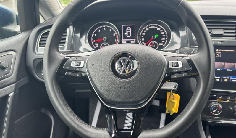 
								2021 Volkswagen Golf Comfortline 5 portes avec boîte automatique full									