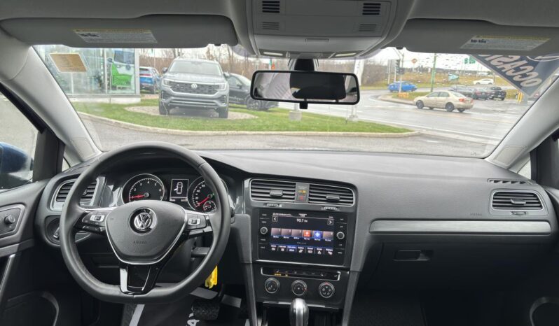 
								2021 Volkswagen Golf Comfortline 5 portes avec boîte automatique full									