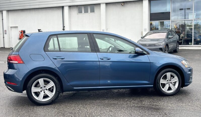 
								2021 Volkswagen Golf Comfortline 5 portes avec boîte automatique full									