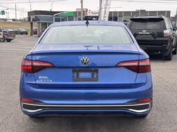 
										2022 Volkswagen Jetta Highline avec boîte automatique full									