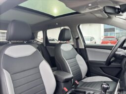 
										2023 Volkswagen Taos Highline 4MOTION *Disponibilité limitée* full									