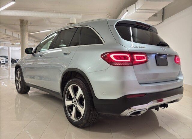 
								2021 Mercedes-Benz GLC300 4MATIC SUV full									