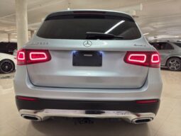 
										2021 Mercedes-Benz GLC300 4MATIC SUV full									