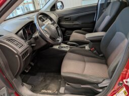 
										2018 Mitsubishi RVR ES FWD full									