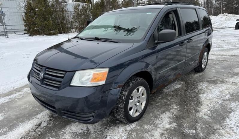 2008 Dodge Grand Caravan - Occasion Minifourgonnette - VIN: 1D8HN44H58B179519 - Buckingham Chevrolet Buick GMC Gatineau