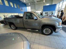 2009 GMC Sierra 1500 WT Reg Cab 2WD