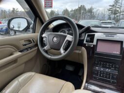 
										2013 Cadillac Escalade AWD full									