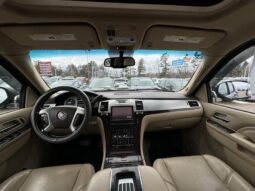 
										2013 Cadillac Escalade AWD full									