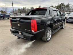 
										2013 Cadillac Escalade AWD full									