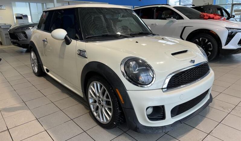 
								2013 Mini Cooper Hardtop full									