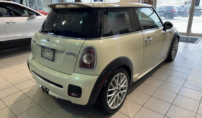 
								2013 Mini Cooper Hardtop full									