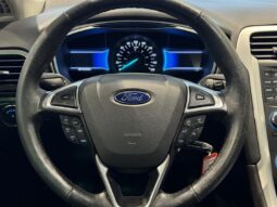 
										2016 Ford Fusion HEV SE full									