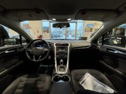 
										2016 Ford Fusion HEV SE full									