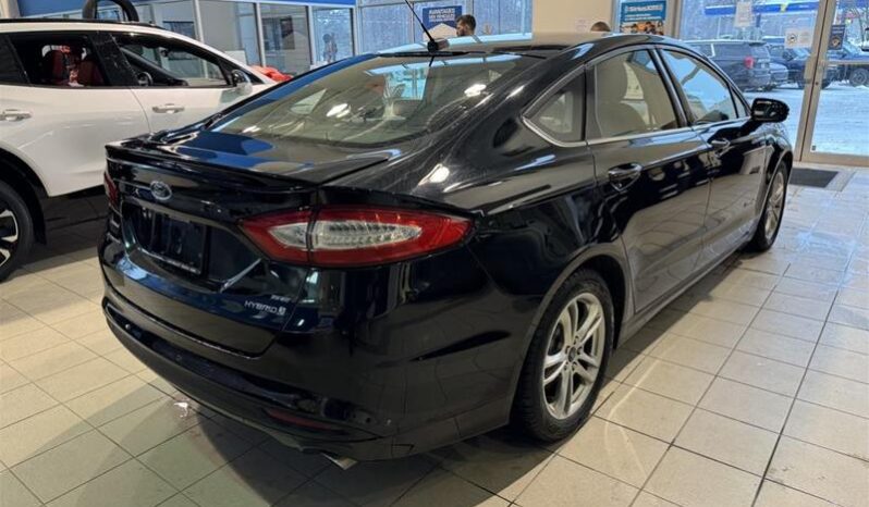 
								2016 Ford Fusion HEV SE full									