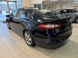 
										2016 Ford Fusion HEV SE full									