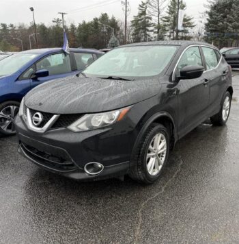 2017 Nissan Qashqai - Occasion VUS - VIN: JN1BJ1CR9HW136497 - Buckingham Chevrolet Buick GMC Gatineau