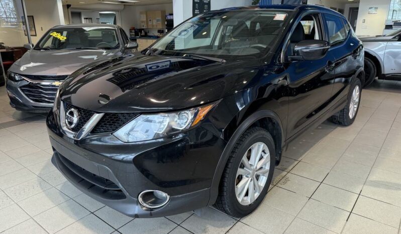 2017 Nissan Qashqai - Occasion VUS - VIN: JN1BJ1CR9HW136497 - Buckingham Chevrolet Buick GMC Gatineau