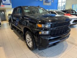 
										2020 Chevrolet Silverado 1500 Crew Cab 4×4 Custom / Short Box full									