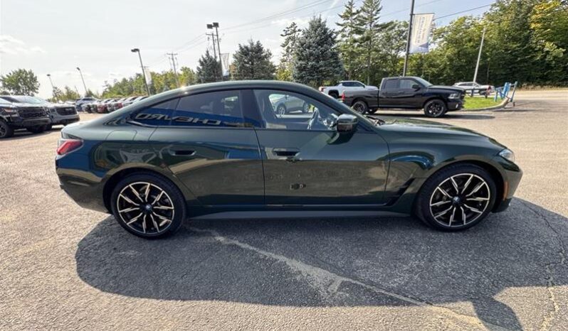 
								2022 BMW i4 eDrive40 full									