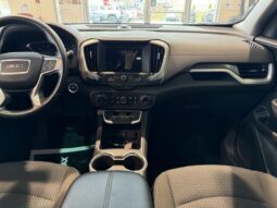 
										2022 GMC Terrain SLE AWD full									