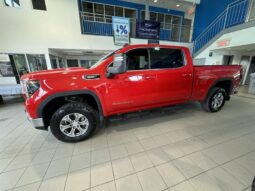 
										2023 GMC Sierra 1500 Crew Cab 4×4 SLT Standard Box full									