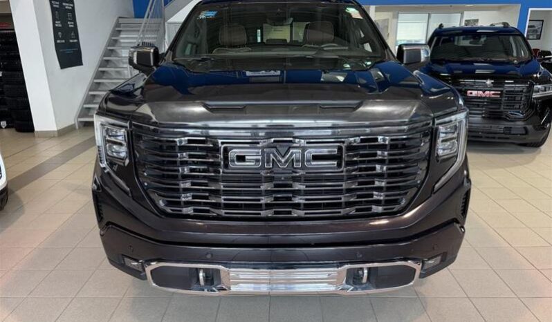 
								2023 GMC Sierra 1500 Denali Ultimate full									