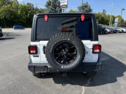 
										2023 Jeep Wrangler Sport full									