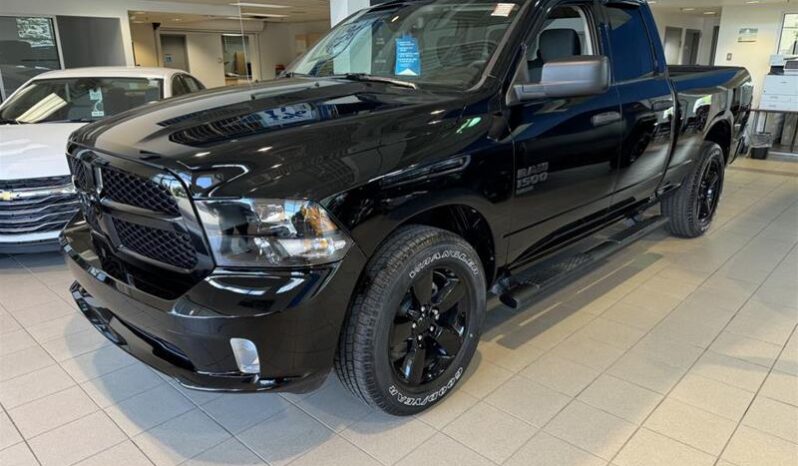 2023 RAM 1500 - Occasion Camion - VIN: 1C6RR7FG9PS552970 - Buckingham Chevrolet Buick GMC Gatineau