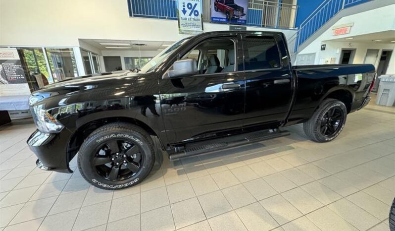 
								2023 RAM 1500 Classic Tradesman full									