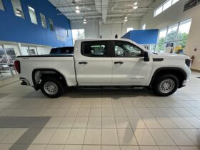 2024 GMC Sierra 1500 Crew Cab Short Box 4-Wheel Drive Pro