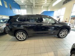 
										2024 GMC Acadia AWD Denali full									