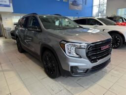 
										2024 GMC Terrain AWD SLE full									