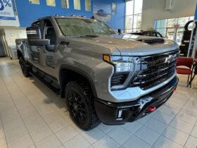 2025 Chevrolet Silverado 2500 4WD Crew Cab Standard Box LT