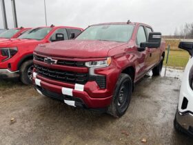 2025 Chevrolet Silverado 1500 Crew Cab Standard Box 4-Wheel Drive RST