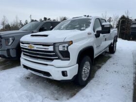 2025 Chevrolet Silverado 2500 4WD Crew Cab Standard Box LT