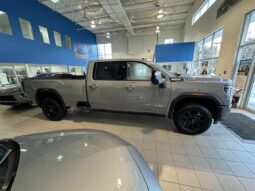 
										2025 GMC Sierra 2500 4WD Crew Cab Long Box AT4 full									