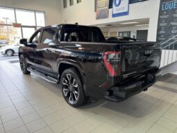 
										2025 GMC Sierra e4WD Crew Cab MAX Range Denali full									