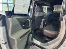 
										2025 GMC Hummer EV SUV e4WD 4dr 2X full									