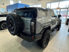 2025 GMC Hummer EV SUV e4WD 4dr 2X