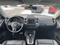 
										2017 Volkswagen Tiguan Édition Wolfsburg 4 portes 4MOTION full									