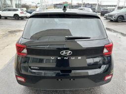 
										2021 Hyundai Venue Trend IVT full									