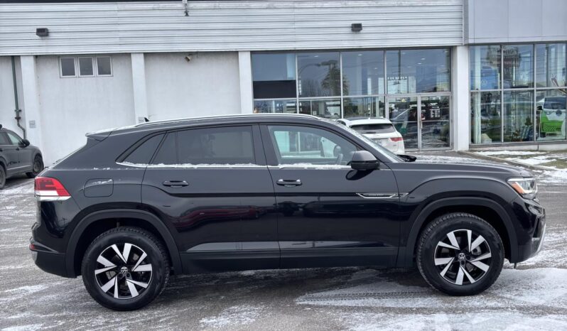 
								2021 Volkswagen Atlas Cross Sport 2.0 TSI Comfortline 4MOTION full									