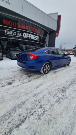 
										2019 Honda Civic Sedan LX full									