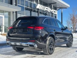 
										2025 Mercedes-Benz GLC300 4MATIC SUV full									