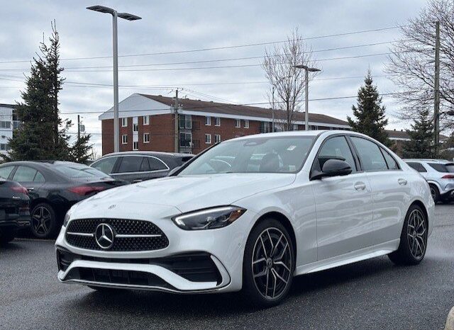 
								2025 Mercedes-Benz C300 4MATIC Sedan full									