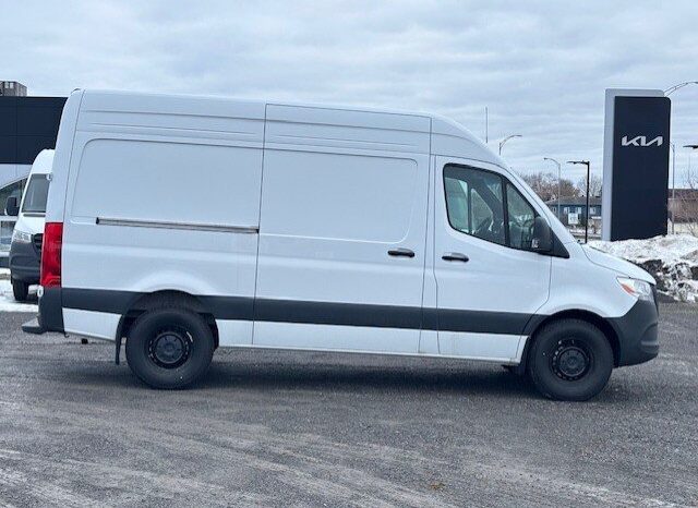 
								2025 Mercedes-Benz Sprinter Cargo Van 2500 Standard Roof I4 Diesel 144 full									